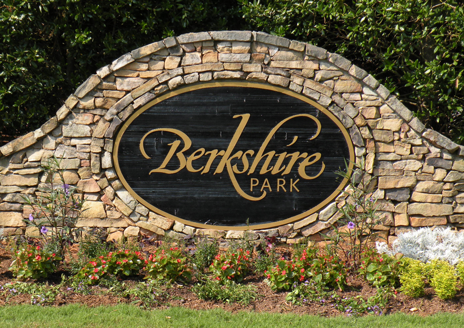 entrance to Berkshire Park